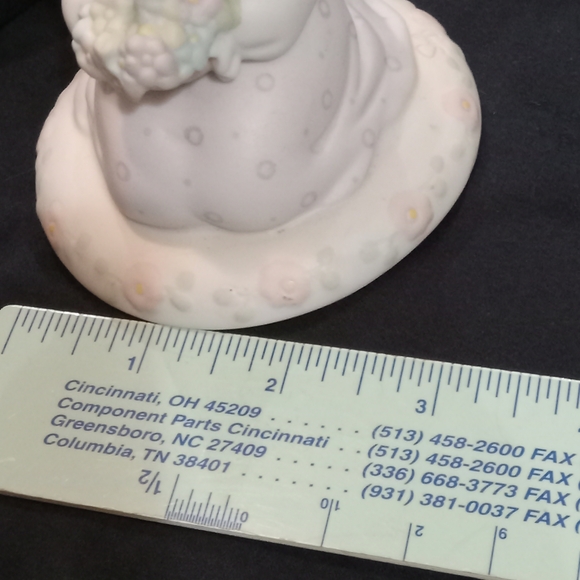 Precious Moments Cream and Pink Figurine - Picture 8 of 8